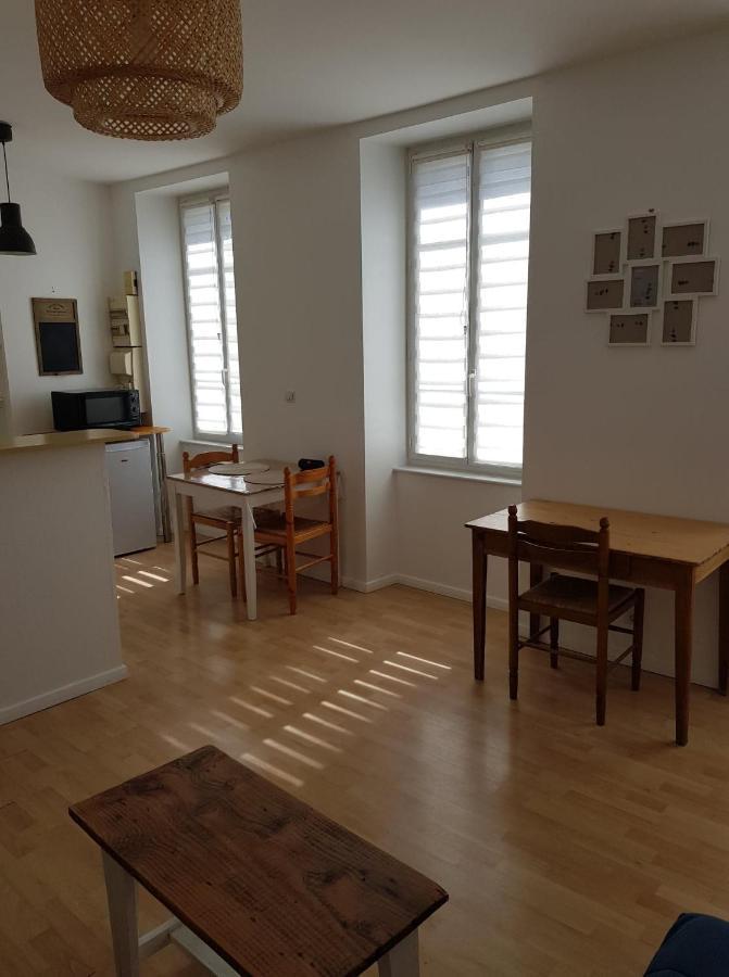 Апартаменты Appart Cosy Plein Centre Сен-Поль-де-Леон Экстерьер фото