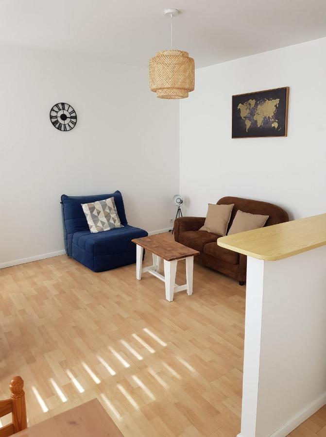 Апартаменты Appart Cosy Plein Centre Сен-Поль-де-Леон Экстерьер фото